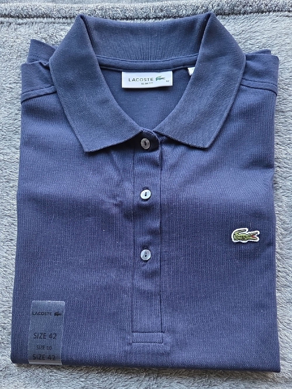 NEW Lacoste Women's Lacoste Navy Polo Slim Fit Polo. Size 42.